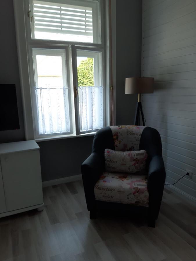 Apartament Jade Vendeghaz Pápa Zewnętrze zdjęcie