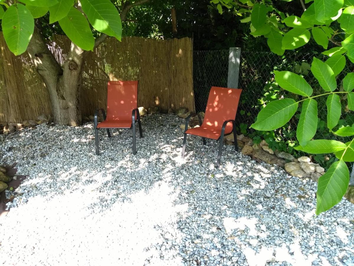 Apartament Jade Vendeghaz Pápa Zewnętrze zdjęcie